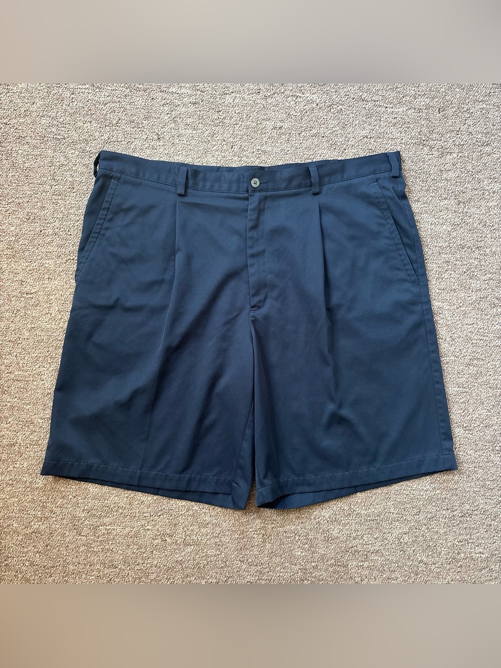 Nike Golf Shorts Size 42 - Picture 2 of 8